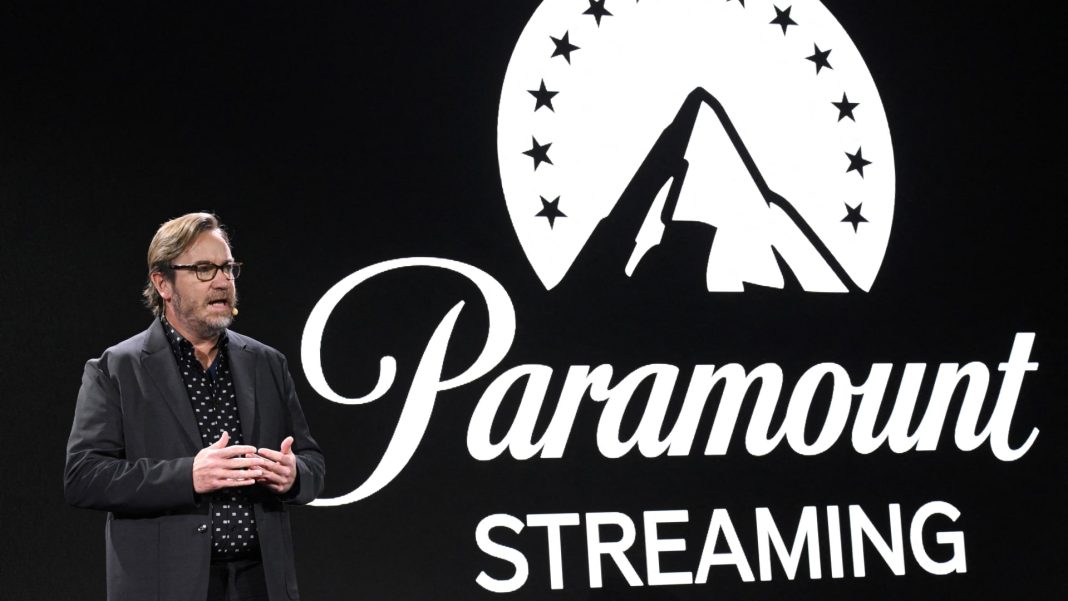 paramount-global-stock-soars-15%,-closing-up-double-digits-for-second-straight-day
