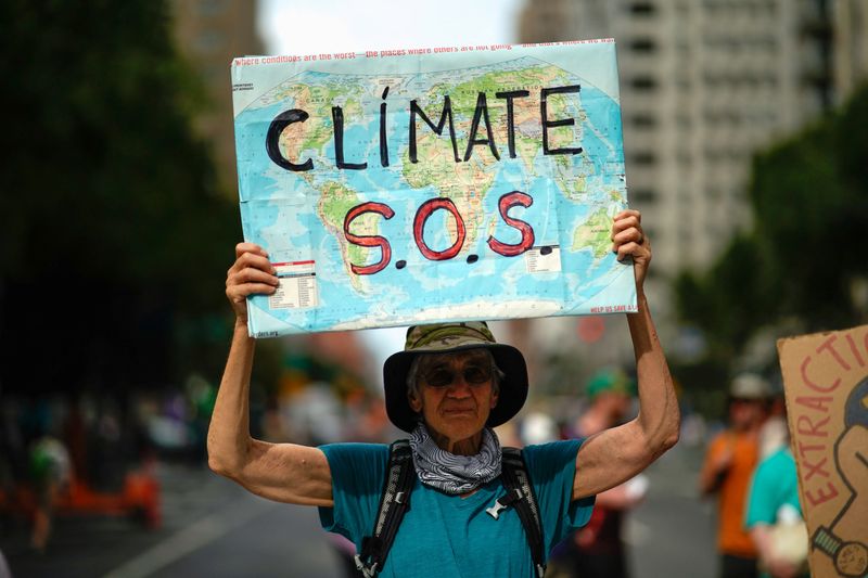 explainer-climate-activists,-companies-lawyer-up-for-courtroom-battles