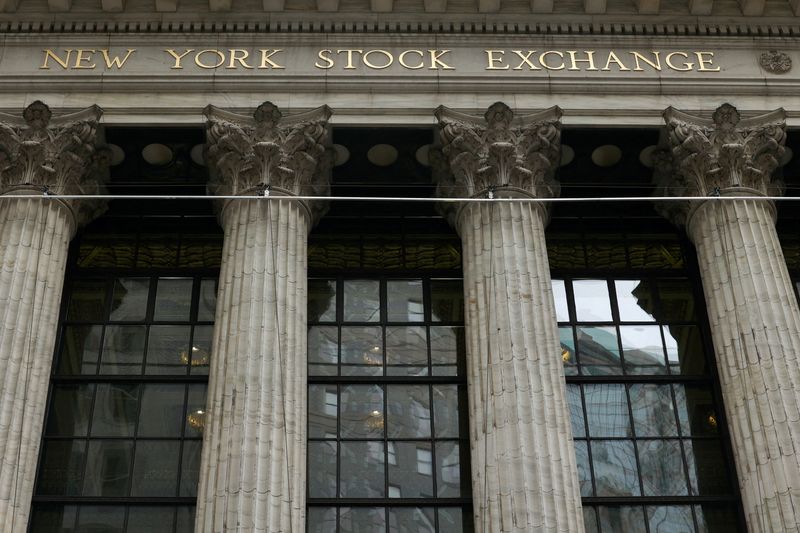 wall-st-set-to-retreat-as-traders-await-economic-data-for-policy-cues